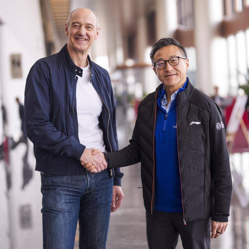 b4309b037011abcc7a81f2e25c3353ba